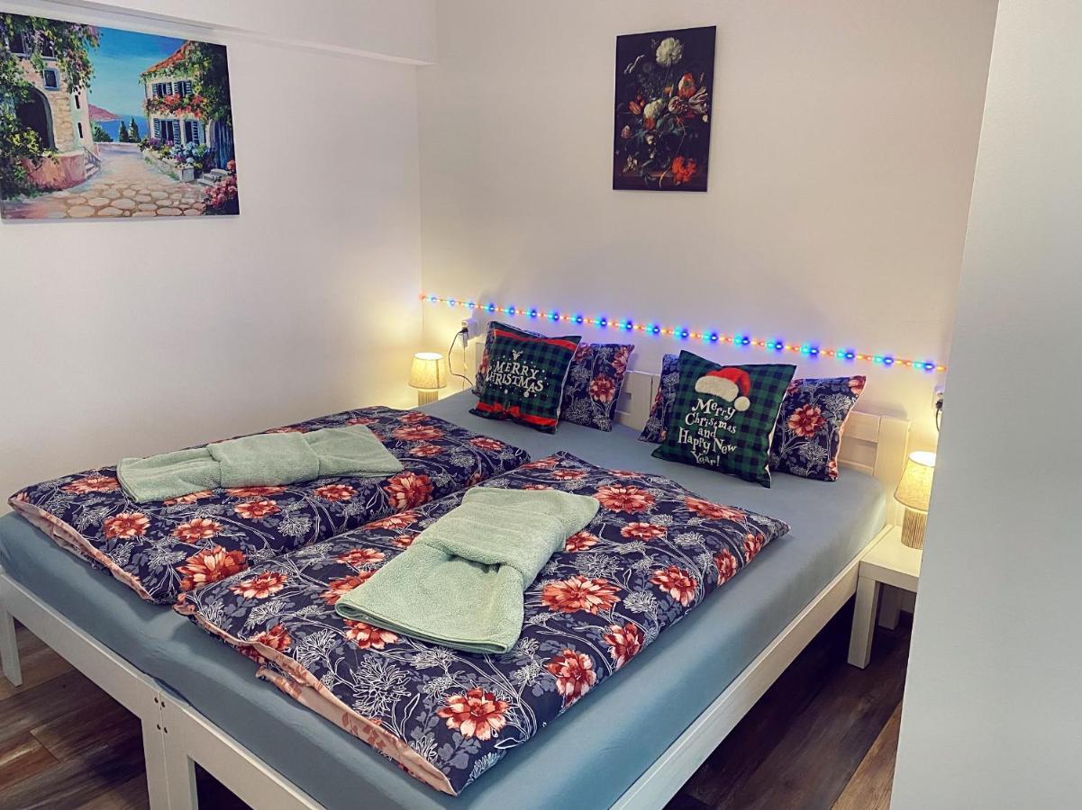 Kleine-Romantische Ferienwohnung Parkplatz Vor Dem Haus! Алтенау Екстериор снимка