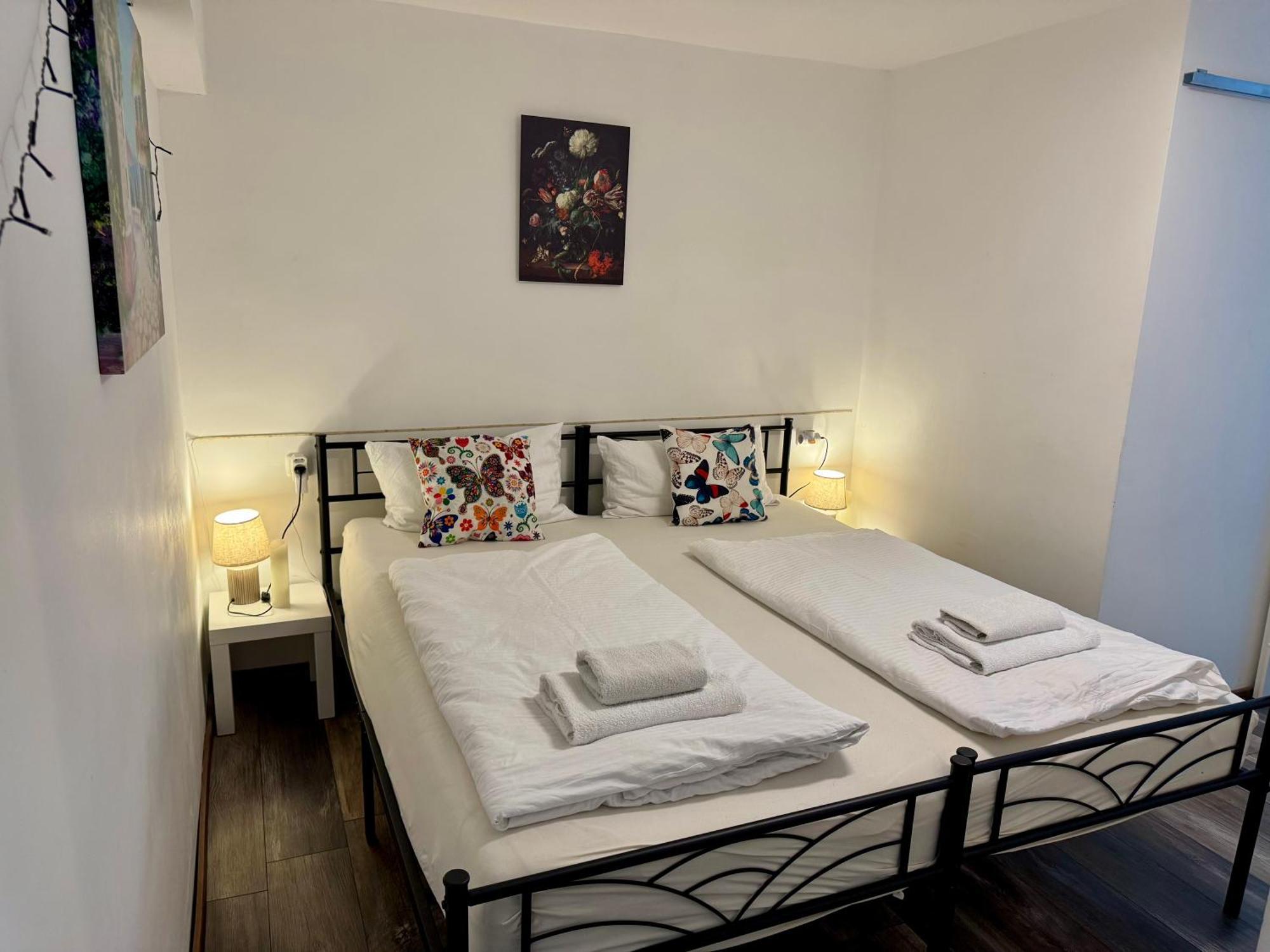 Kleine-Romantische Ferienwohnung Parkplatz Vor Dem Haus! Алтенау Екстериор снимка