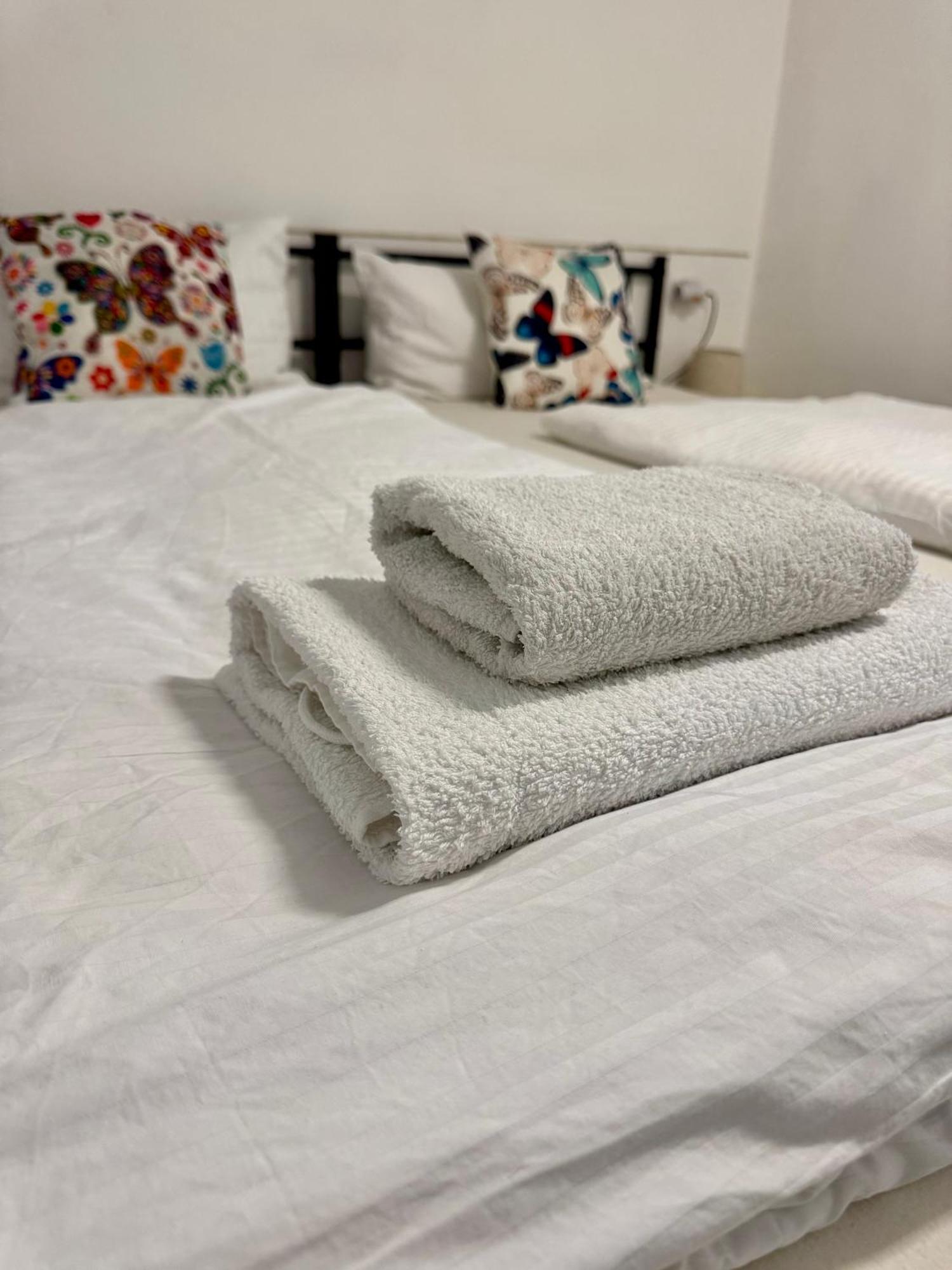 Kleine-Romantische Ferienwohnung Parkplatz Vor Dem Haus! Алтенау Екстериор снимка